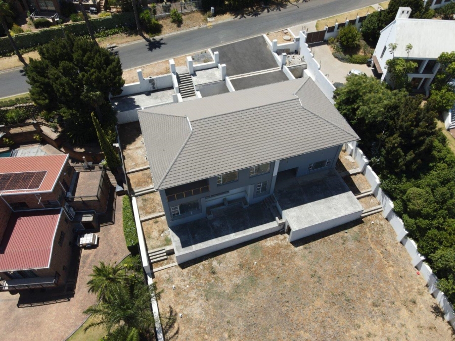 5 Bedroom Property for Sale in La Concorde Western Cape